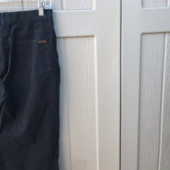 St. John Sport Classic High Rise Black Denim Jeans - Picture 5 of 7